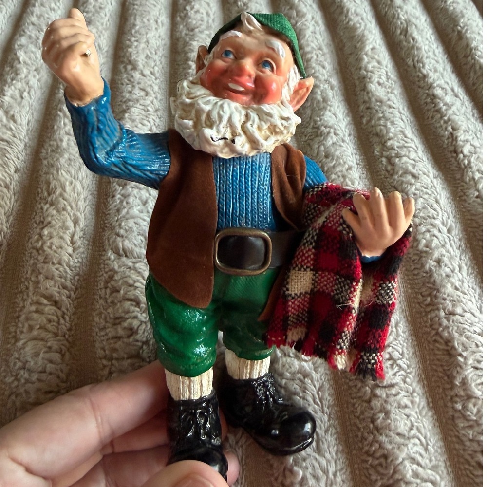 Vintage 1993 Clothtique Possible Dreams Gnome Figurine Plaid‎ Blanket Elf Decor